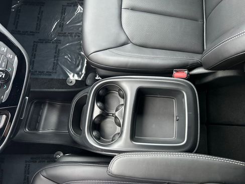 New 2026 Chrysler Pacifica Select image 20