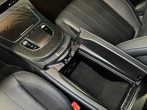Used 2023 Mercedes-Benz E 350 4MATIC Sedan image 34