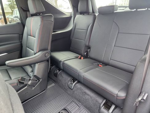 Certified 2025 Chevrolet Traverse RS w/ LPO, Floor Liner Package image 15