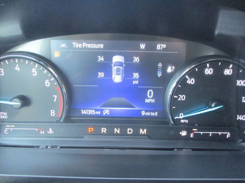 Used 2020 Ford Explorer XLT w/ Comfort Package AWD/4WD image 19