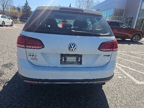 Used 2019 Volkswagen Golf Alltrack SEL AWD/4WD image 5