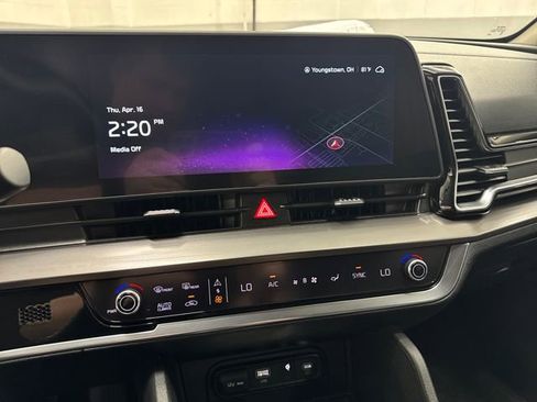 Certified 2024 Kia Sportage EX FWD image 22
