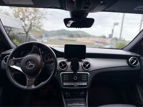 Used 2020 Mercedes-Benz GLA 250 GLA 250 image 6