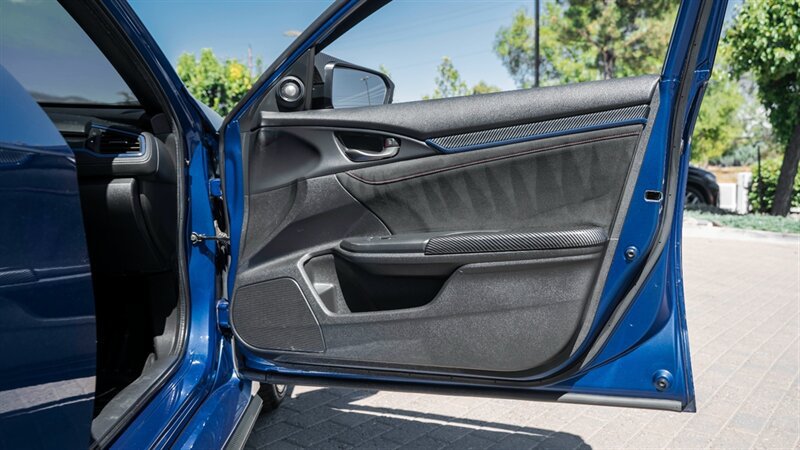 Used 2018 Honda Civic Type R image 28