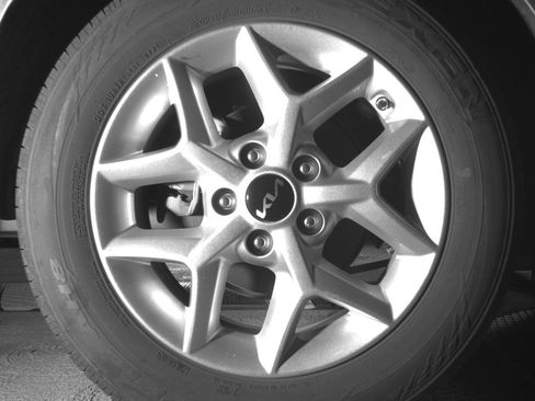 Used 2025 Kia Soul LX w/ LX Technology Package FWD image 15