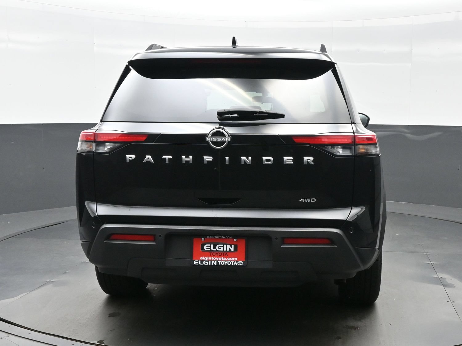 Used 2025 Nissan Pathfinder SV AWD/4WD image 5