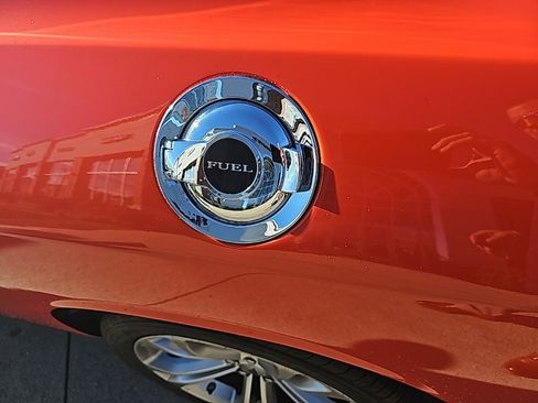 Certified 2022 Dodge Challenger R/T image 11