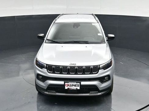 New 2026 Jeep Compass Altitude image 43