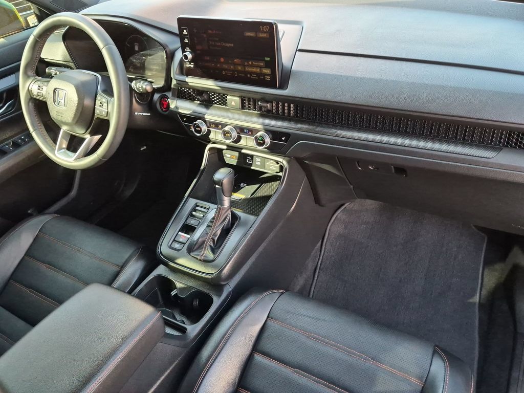 Used 2025 Honda CR-V Sport-L image 18