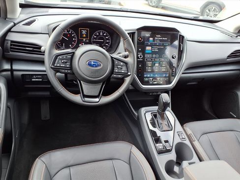 Certified 2025 Subaru Crosstrek 2.5i Limited w/ Crosstrek Mirror Package image 4