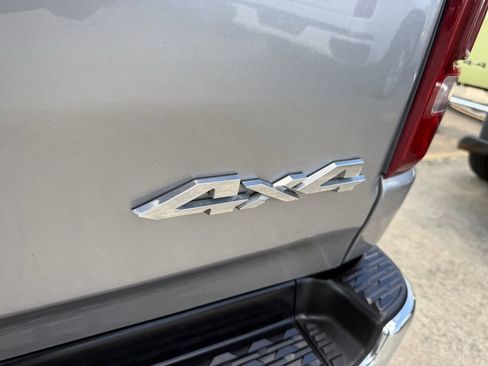 Used 2020 RAM 1500 Laramie AWD/4WD image 38