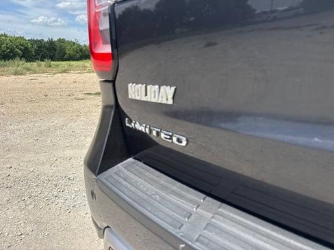 Used 2024 Ford Expedition Limited RWD image 13