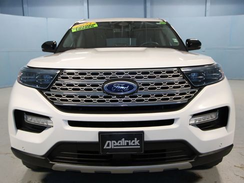 Used 2023 Ford Explorer Limited w/ Limited Technology Package image 34