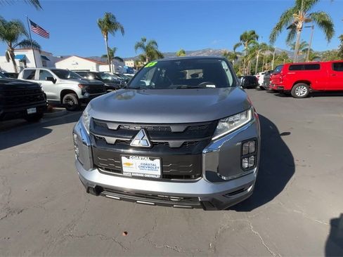 Used 2023 Mitsubishi Outlander Sport 2.0 SE image 3