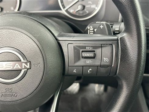 Used 2023 Nissan Rogue S image 20