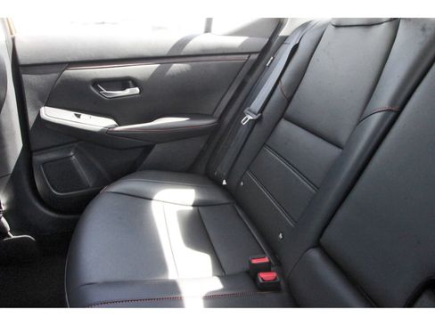 Certified 2024 Nissan Sentra SR w/ SR Premium Package FWD image 15