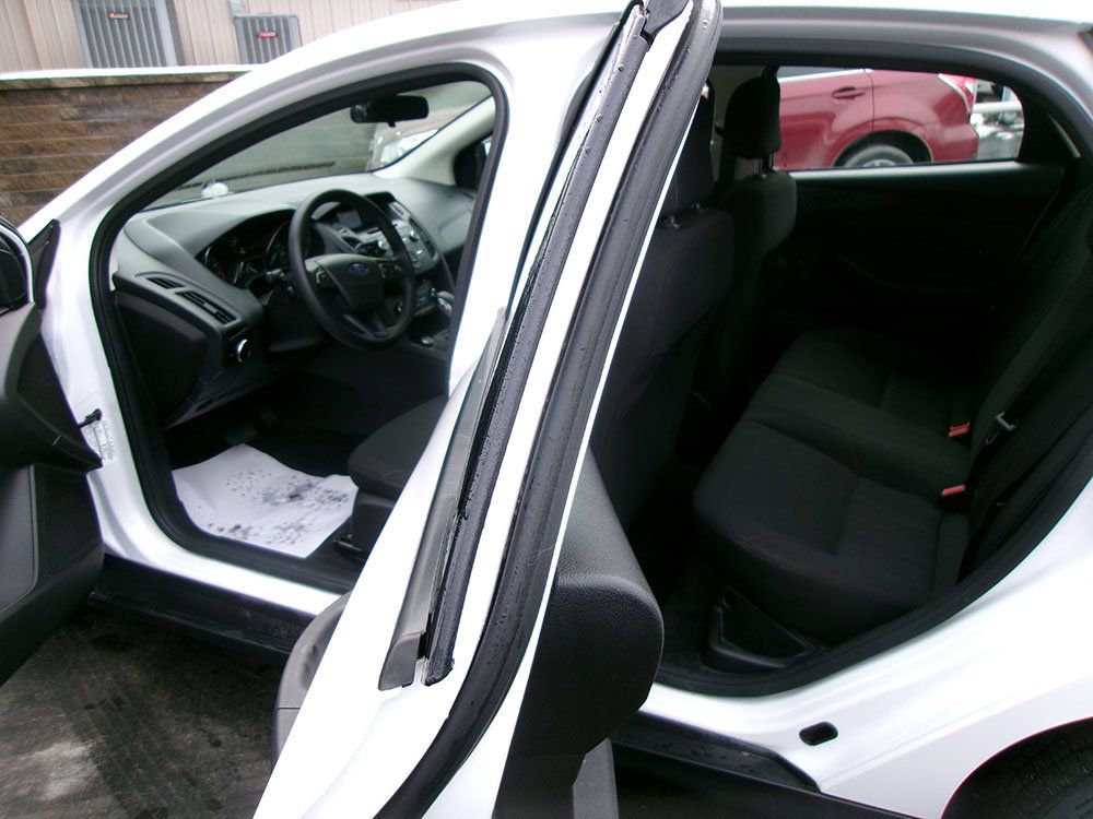 Used 2016 Ford Focus S FWD image 12
