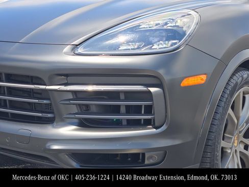 Used 2023 Porsche Cayenne S AWD/4WD image 7