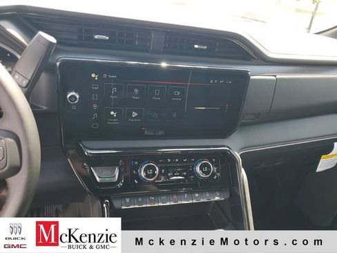 New 2026 GMC Sierra 2500 AT4X w/ LPO, Black Badging Package AWD/4WD image 15
