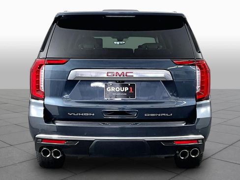 Used 2021 GMC Yukon XL Denali w/ Denali Premium Package RWD image 5