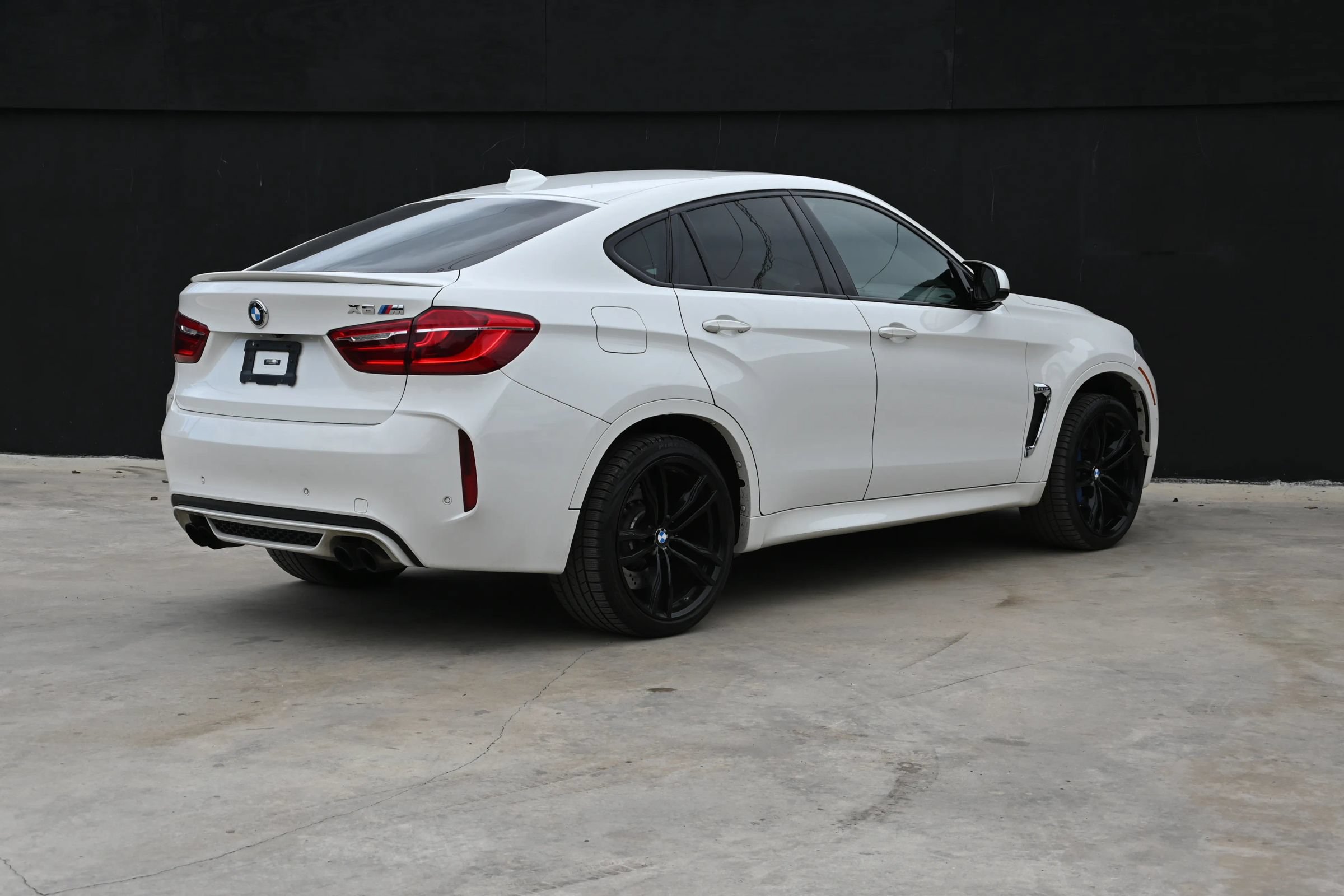 Used 2018 BMW X6 M AWD/4WD image 7