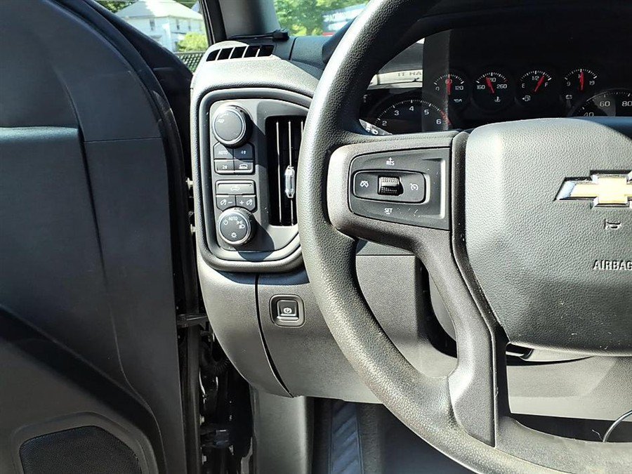 Used 2019 Chevrolet Silverado 1500 Custom w/ Custom Convenience Package AWD/4WD image 27