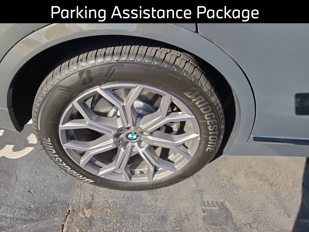 Certified 2025 BMW X7 xDrive40i w/ Climate Comfort Package AWD/4WD image 6