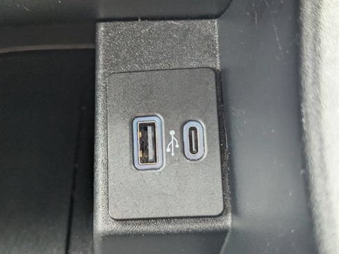 Used 2024 Ford Edge SEL AWD/4WD image 21