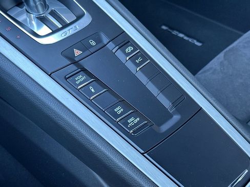 Used 2015 Porsche 911 GT3 image 23