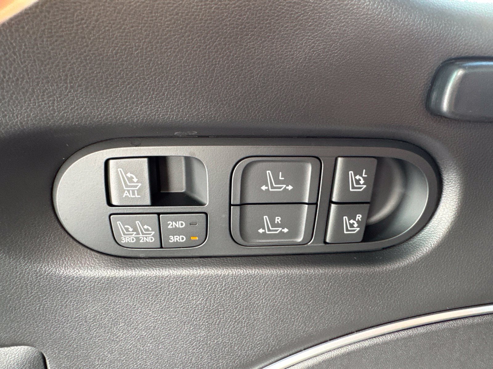 Used 2026 Hyundai Palisade Calligraphy AWD/4WD image 14