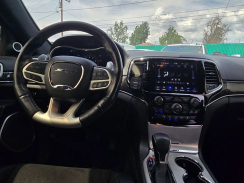 Used 2019 Jeep Grand Cherokee SRT image 18