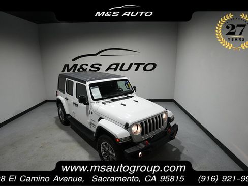 Used 2020 Jeep Wrangler Unlimited Sahara image 1