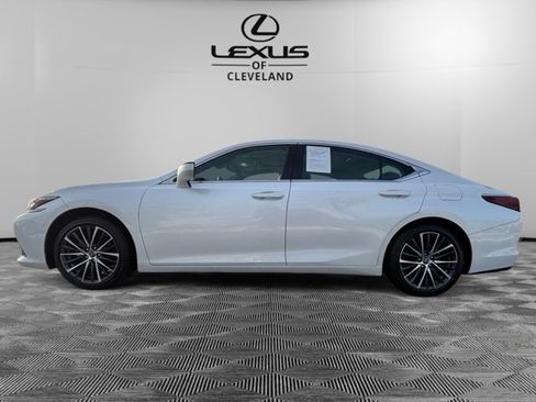 Used 2024 Lexus ES 350 w/ Premium Package image 3