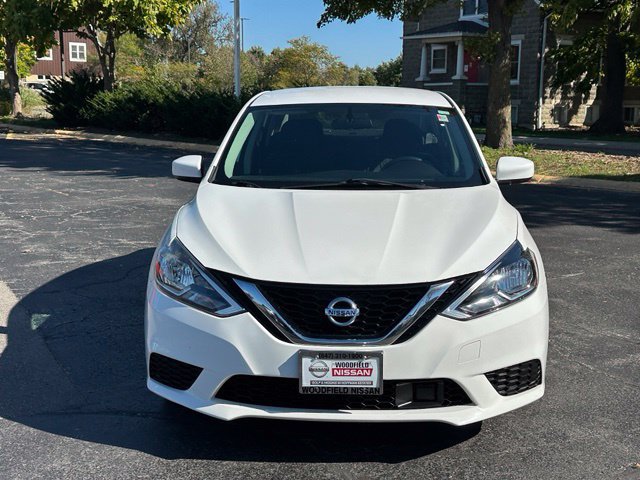 Used 2019 Nissan Sentra SV FWD image 2
