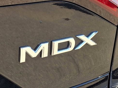 Used 2023 Acura MDX SH-AWD w/ Technology Package image 31