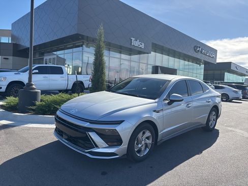 New 2026 Hyundai Sonata SE image 1