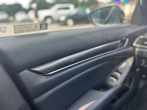 Used 2022 Honda Accord Sport image 19