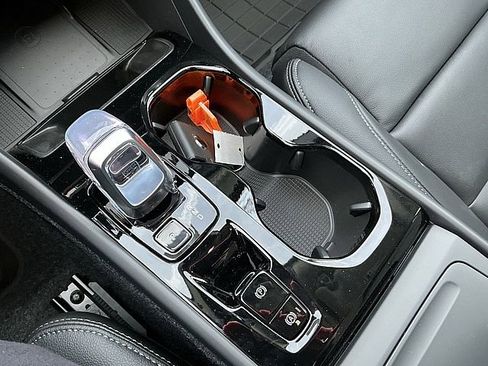 New 2026 Volvo XC40 B5 Plus w/ Protection Package Premier image 16