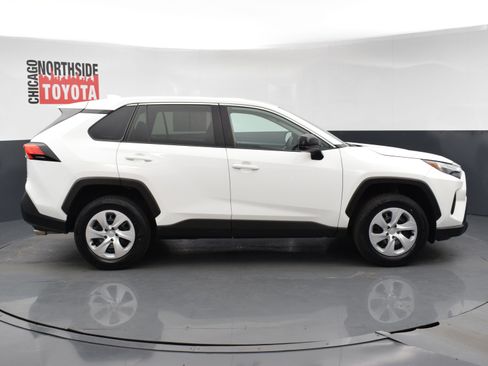 Used 2024 Toyota RAV4 LE image 5