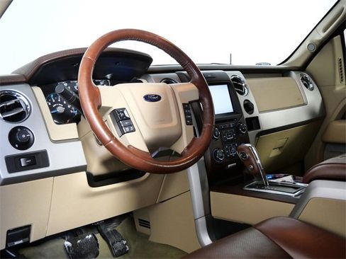 Used 2014 Ford F150 King Ranch w/ King Ranch Luxury Package image 19
