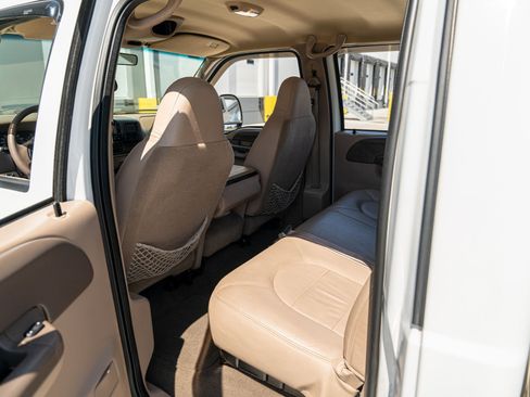 Used 1999 Ford F350 4x4 Crew Cab DRW Super Duty image 30