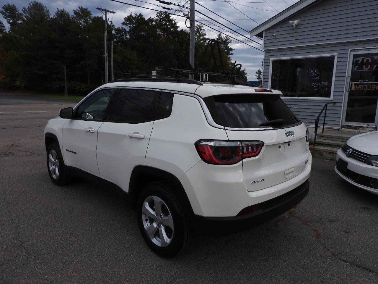 Used 2020 Jeep Compass Latitude AWD/4WD image 5