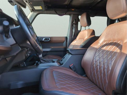 Used 2021 Ford Bronco Outer Banks AWD/4WD image 13