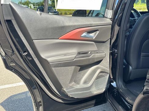 New 2025 Chevrolet Equinox EV RS image 11