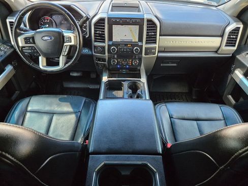 Used 2021 Ford F250 Lariat w/ Lariat Ultimate Package AWD/4WD image 15