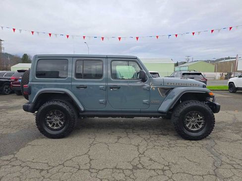 Used 2024 Jeep Wrangler Unlimited Rubicon 392 image 6