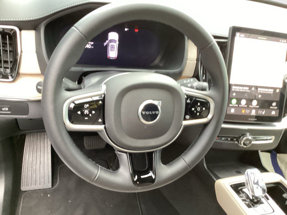 Used 2026 Volvo XC90 B6 Core AWD/4WD image 10