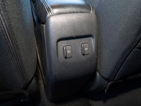 Used 2024 Nissan Kicks SV image 16