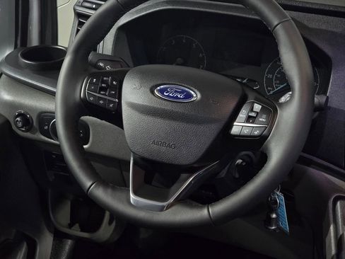New 2025 Ford Transit 250 Low Roof RWD image 15