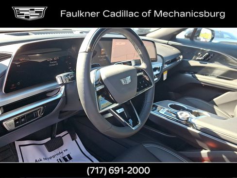 New 2026 Cadillac Lyriq Sport image 18